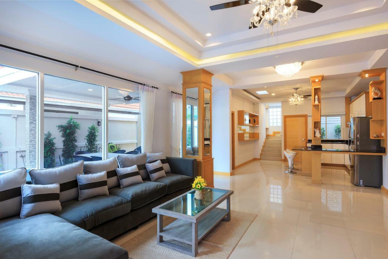 Gala Villa Pattaya Exterior foto